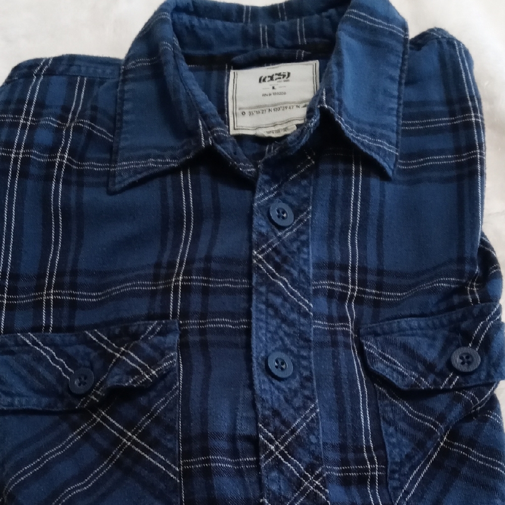 Casual Navy Plaid Button-Down Shirt